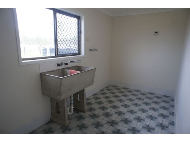 56 Rayner Rd, Alton Downs QLD 4702