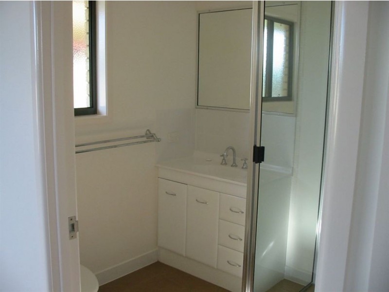 28 Jamie Crs, Gracemere QLD 4702