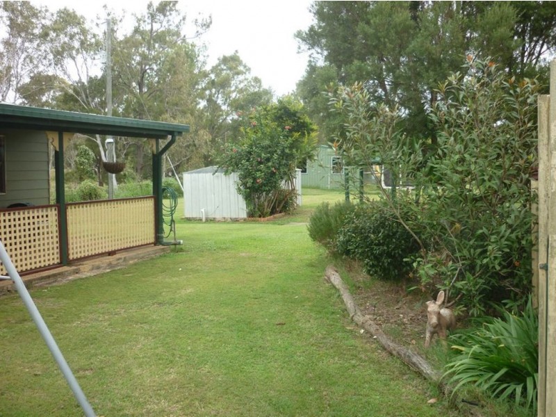 410 Struck Oil Rd, Mount Morgan QLD 4714