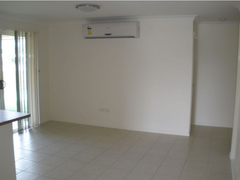 12 Riley Drive, Gracemere QLD 4702