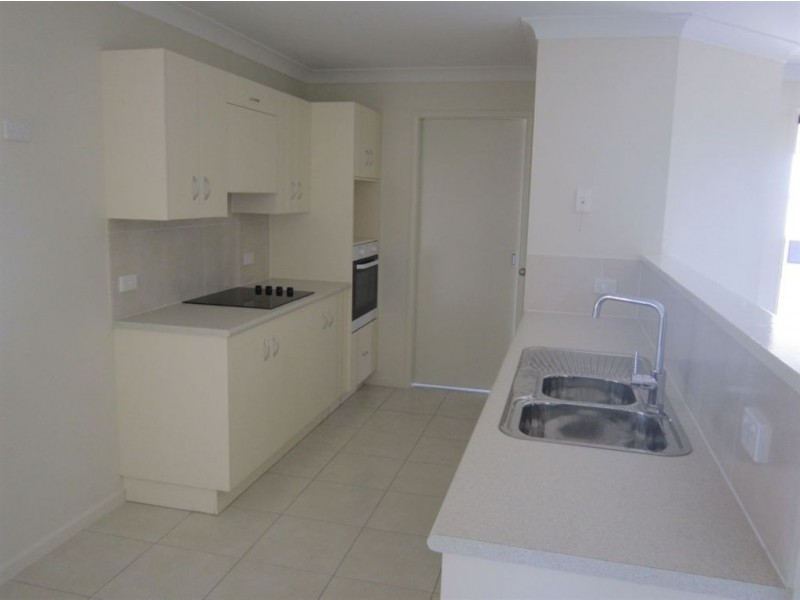 29 Leichhardt Drive, Gracemere QLD 4702