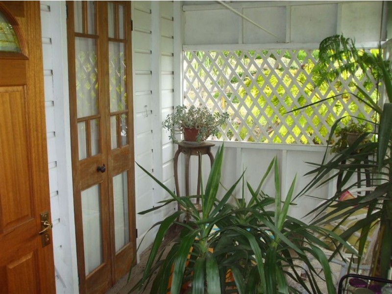 5 North Street, Mount Morgan QLD 4714
