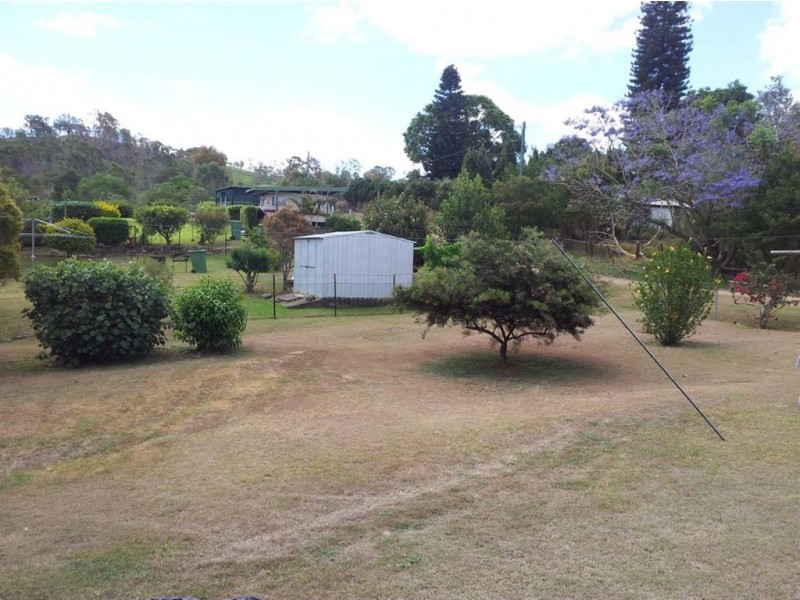 77 Byrnes Parade, Mount Morgan QLD 4714