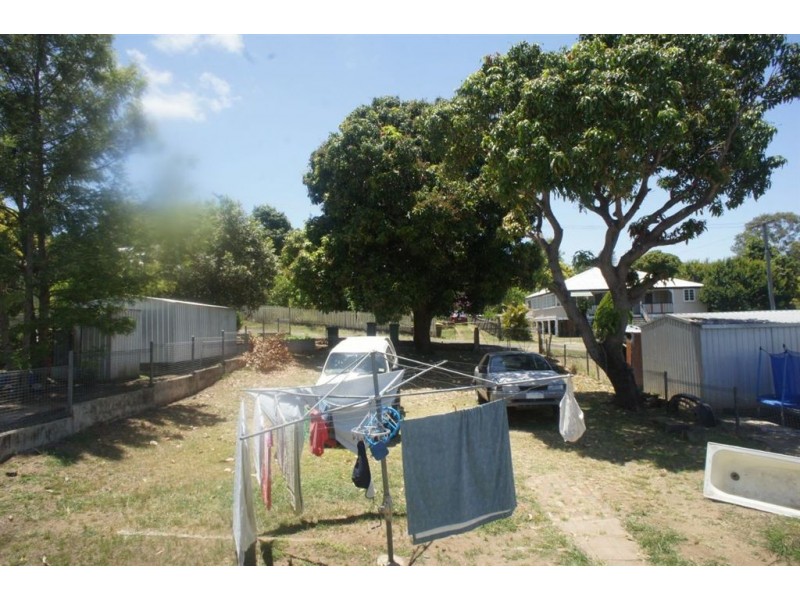 81 James Street, Mount Morgan QLD 4714