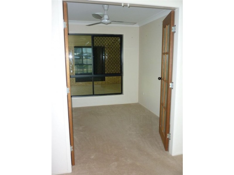 11 Rosella Drive, Gracemere QLD 4702