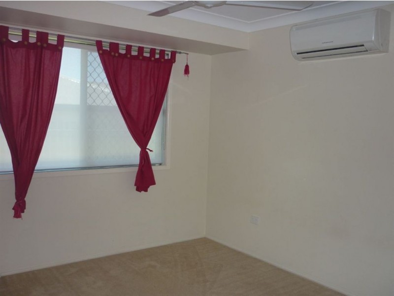 11 Rosella Drive, Gracemere QLD 4702