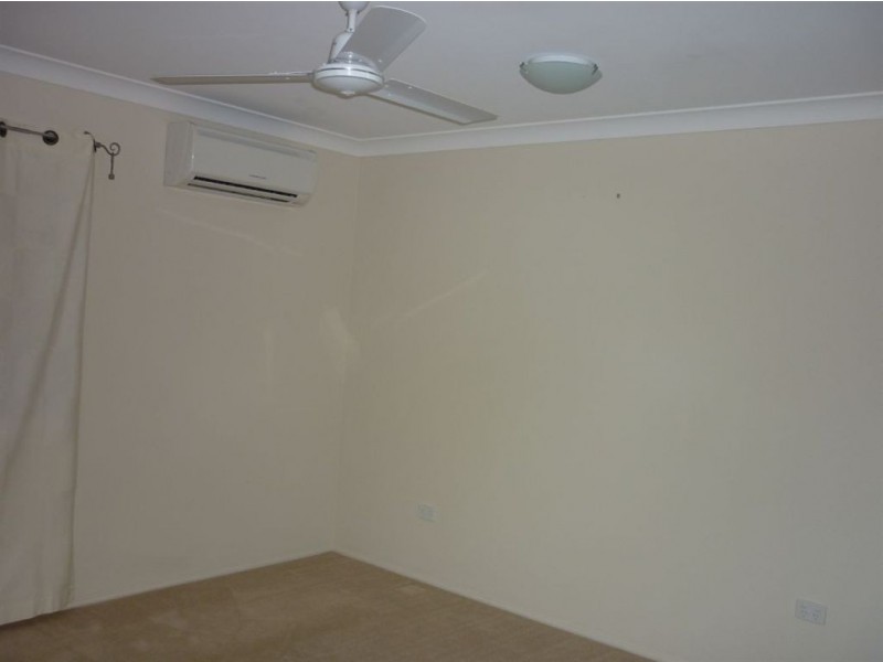 11 Rosella Drive, Gracemere QLD 4702