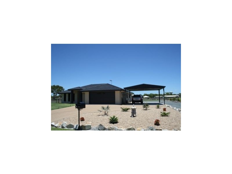 24 Ingram Drive, Gracemere QLD 4702