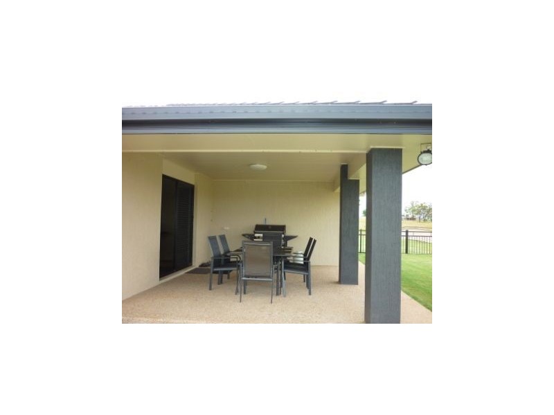 24 Ingram Drive, Gracemere QLD 4702