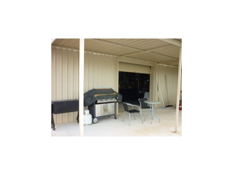 24 Ingram Drive, Gracemere QLD 4702