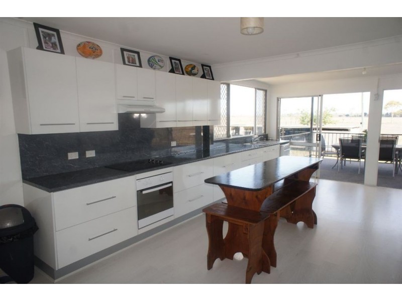 167 Boys Rd, Alton Downs QLD 4702