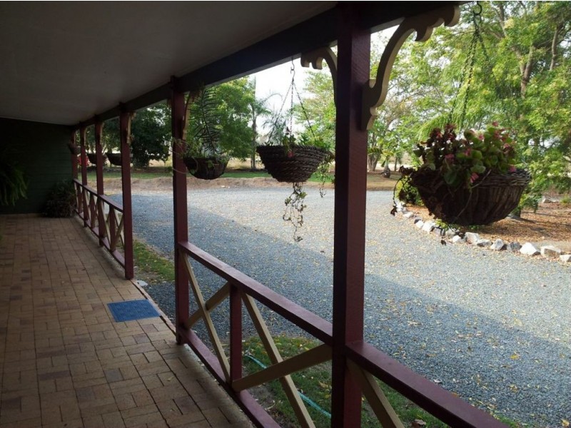 32 Watts Road, Gracemere QLD 4702