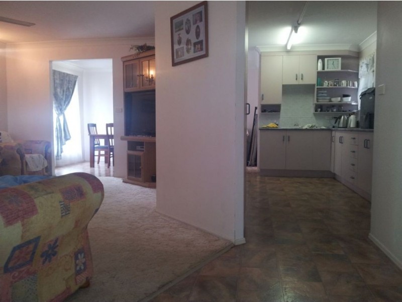 19 Gleeson Close, Gracemere QLD 4702