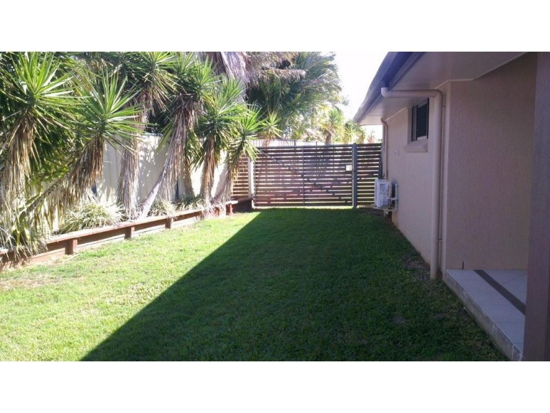 19 Poinciana Place, Gracemere QLD 4702