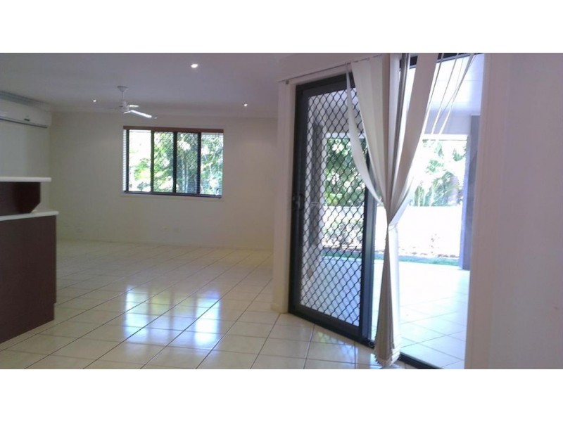 19 Poinciana Place, Gracemere QLD 4702