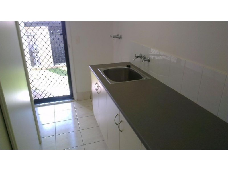 19 Poinciana Place, Gracemere QLD 4702