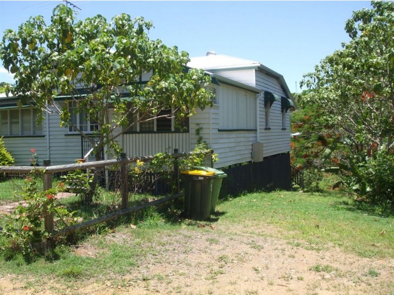 42 Gordon Street, Mount Morgan QLD 4714
