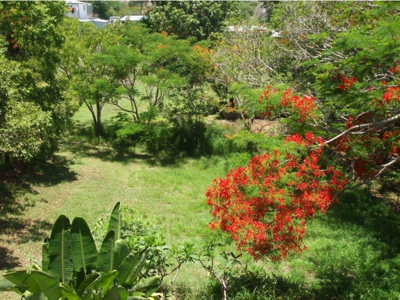 42 Gordon Street, Mount Morgan QLD 4714