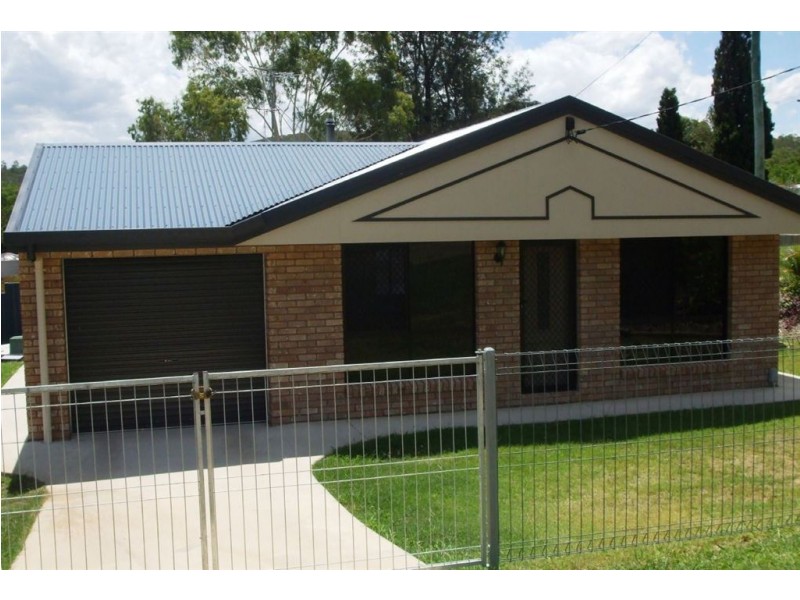 3 Dublin Lane, Mount Morgan QLD 4714