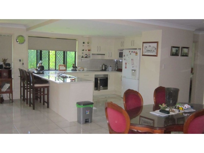 5 Kristin Close, Gracemere QLD 4702