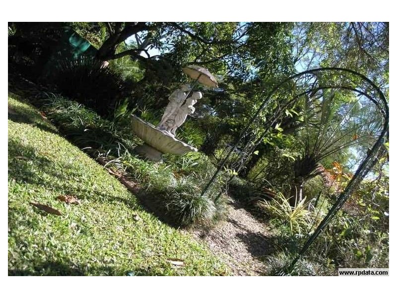 255 Dean Street, Berserker QLD 4701