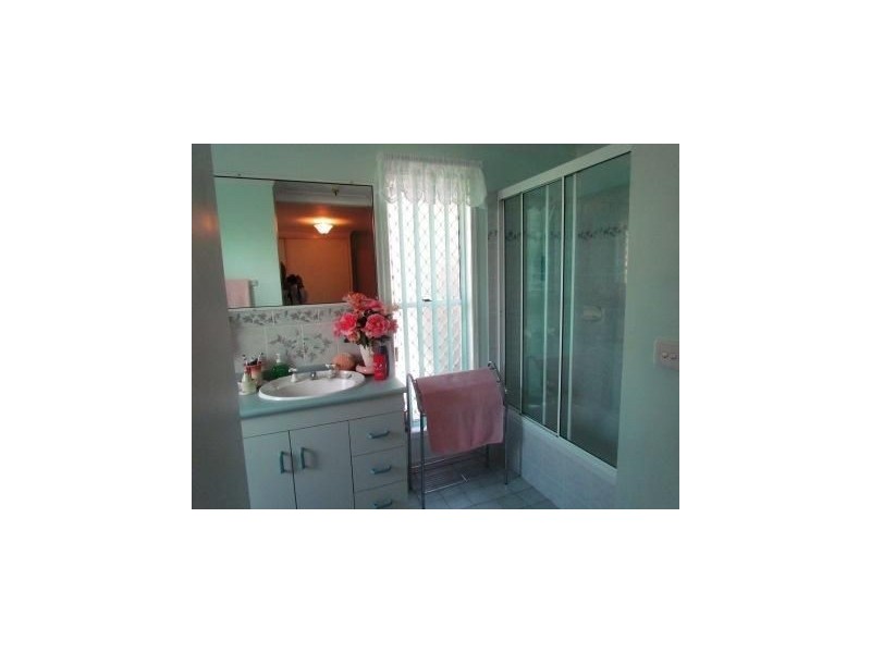 15 Misfeld Close, Gracemere QLD 4702