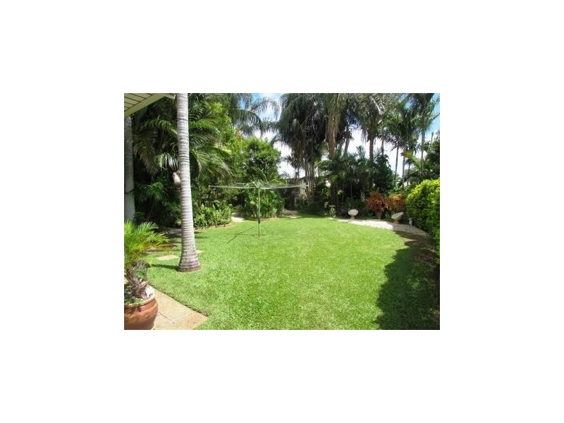 15 Misfeld Close, Gracemere QLD 4702