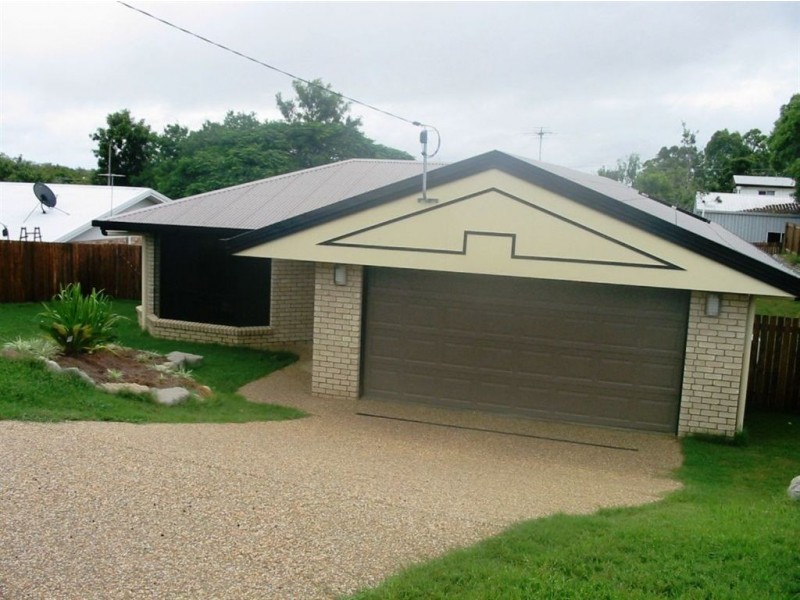 27 Sunrise Cresent, Gracemere QLD 4702