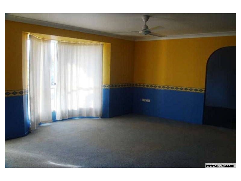 13 Rosewood Avenue, Gracemere QLD 4702