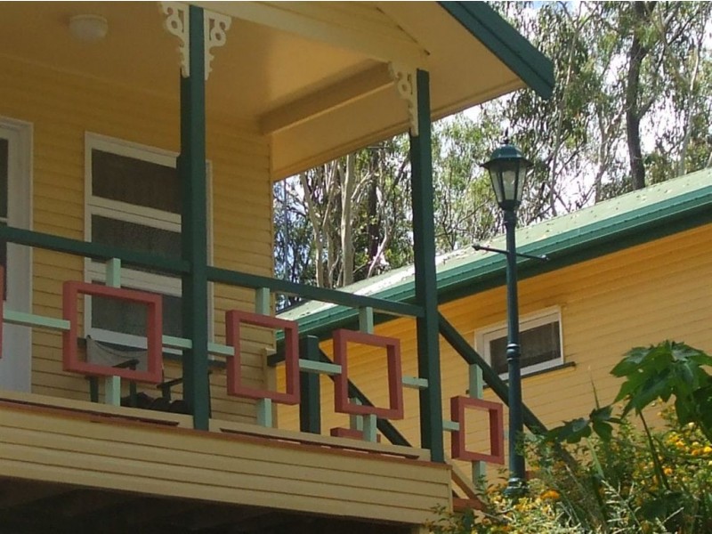 44 Coronation Street, Mount Morgan QLD 4714