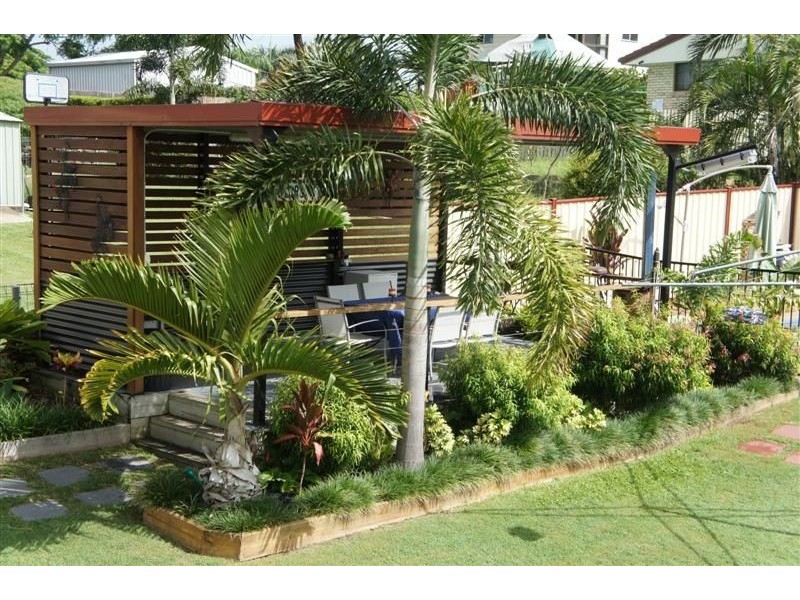 15 Sunrise Crescent, Gracemere QLD 4702