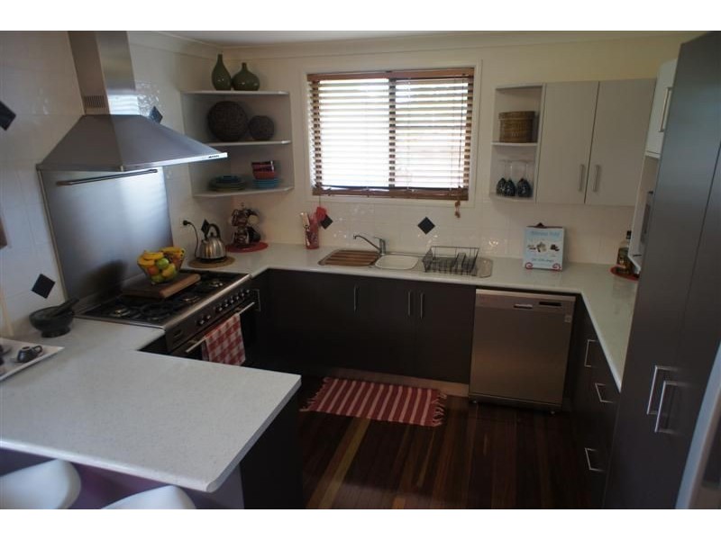 15 Sunrise Crescent, Gracemere QLD 4702