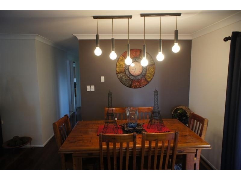 15 Sunrise Crescent, Gracemere QLD 4702