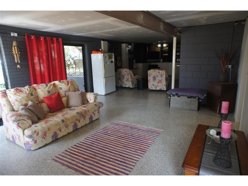 15 Sunrise Crescent, Gracemere QLD 4702