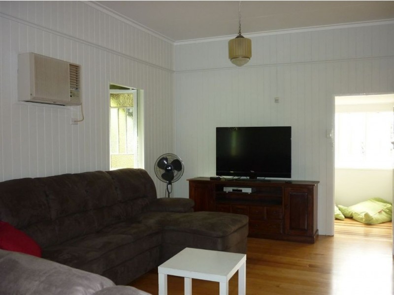 39 James street, Mount Morgan QLD 4714