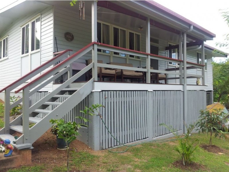 6 Staughton Street, Mount Morgan QLD 4714