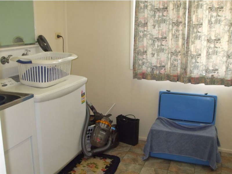 47 Tipperary Road, Mount Morgan QLD 4714