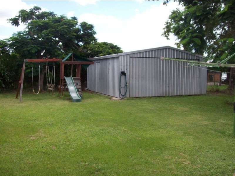 93 Alexandra St, Park Avenue QLD 4701