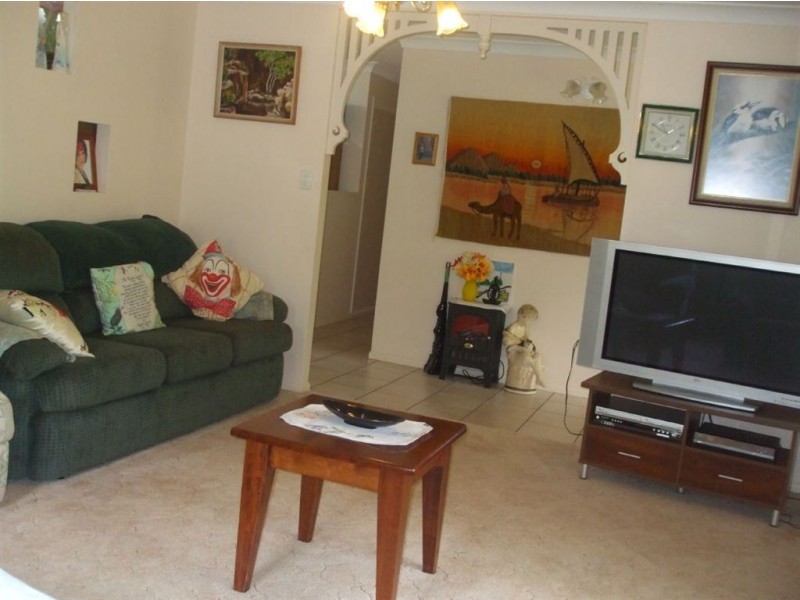 20 Hempseeds, Mount Morgan QLD 4714