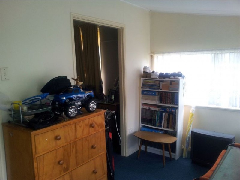 8 River Street, Mount Morgan QLD 4714