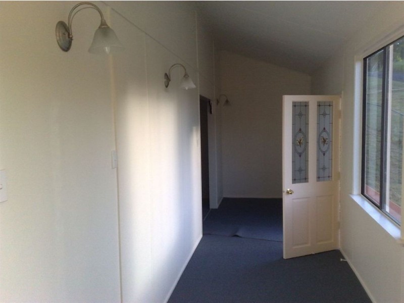 18 Pattison Rd, Mount Morgan QLD 4714