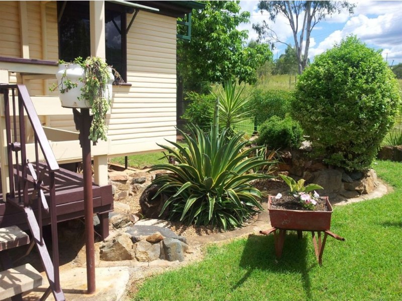 21 Rifle Range Road, Mount Morgan QLD 4714