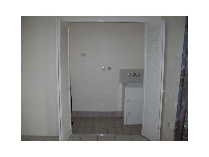 32a Hewill, Gracemere QLD 4702