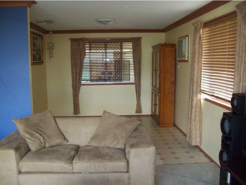 9 Gleeson Close, Gracemere QLD 4702