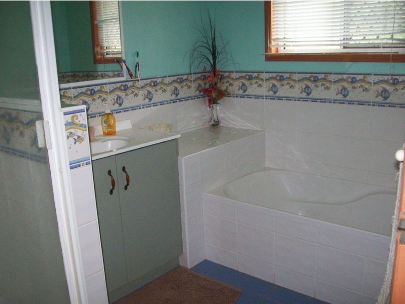 9 Gleeson Close, Gracemere QLD 4702