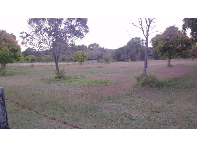 5 Rowley Avenue, Bouldercombe QLD 4702