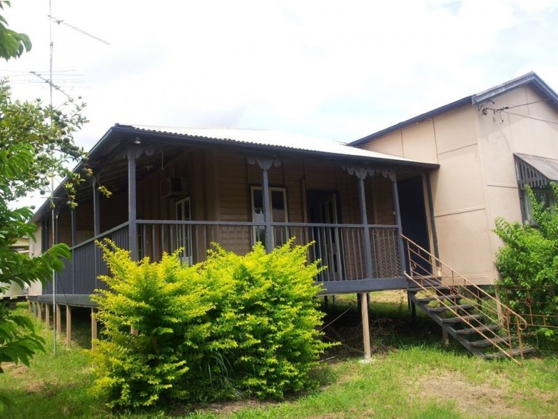 89 James St, Mount Morgan QLD 4714