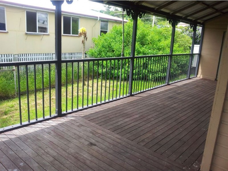 89 James St, Mount Morgan QLD 4714