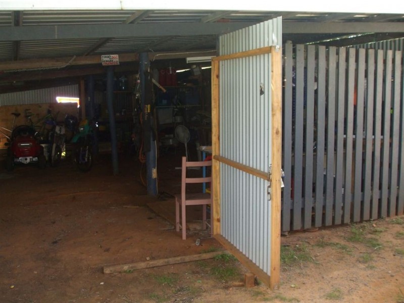 5 Cooks Rd, Mount Morgan QLD 4714