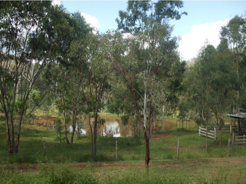 5 Cooks Rd, Mount Morgan QLD 4714